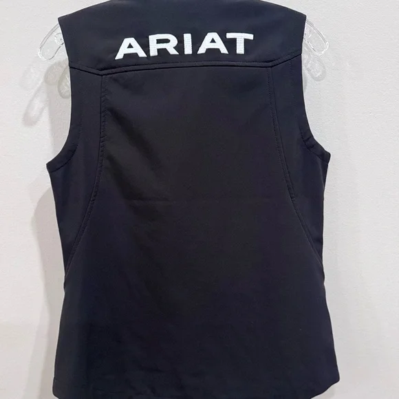 Ariat Black Softshell Women’s Vest with Logo Size Small ref 10020762 - Picture 3 of 12
